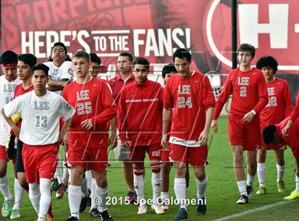 Thumbnail 1 in Lee [Robert E.] vs. Steele (UIL 6A Bi-District Playoff) photogallery.