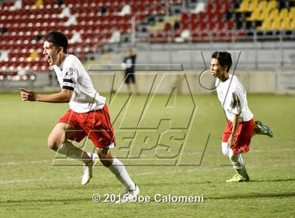 Thumbnail 1 in Lee [Robert E.] vs. Steele (UIL 6A Bi-District Playoff) photogallery.