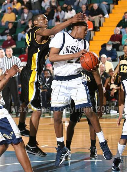 Thumbnail 2 in Uniondale vs. Newburgh Free Academy (NYSPHSAA AA Semifinal) photogallery.