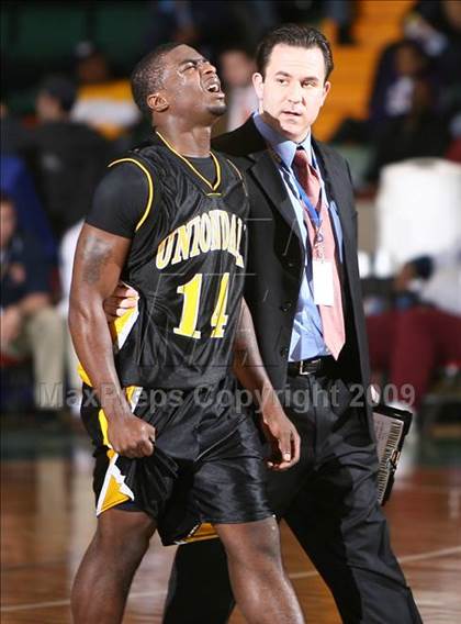 Thumbnail 1 in Uniondale vs. Newburgh Free Academy (NYSPHSAA AA Semifinal) photogallery.