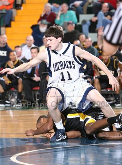 Thumbnail 2 in Uniondale vs. Newburgh Free Academy (NYSPHSAA AA Semifinal) photogallery.