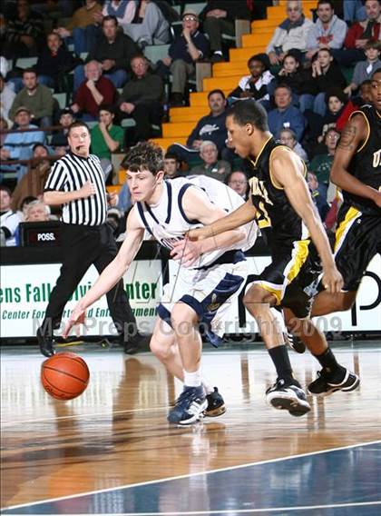 Thumbnail 2 in Uniondale vs. Newburgh Free Academy (NYSPHSAA AA Semifinal) photogallery.