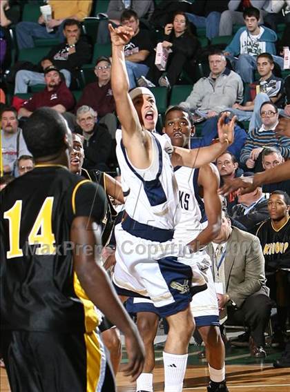Thumbnail 2 in Uniondale vs. Newburgh Free Academy (NYSPHSAA AA Semifinal) photogallery.