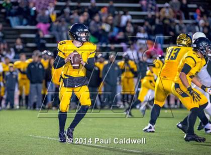 Thumbnail 3 in Eastside Catholic @ Lincoln (WIAA 3A Quarterfinal) photogallery.