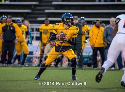 Thumbnail 3 in Eastside Catholic @ Lincoln (WIAA 3A Quarterfinal) photogallery.
