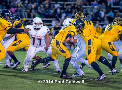 Thumbnail 2 in Eastside Catholic @ Lincoln (WIAA 3A Quarterfinal) photogallery.