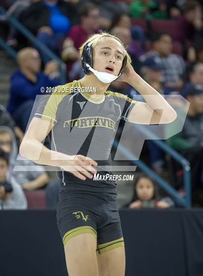 Thumbnail 3 in CIF State Boys Wrestling Championships (Quarterfinals) photogallery.