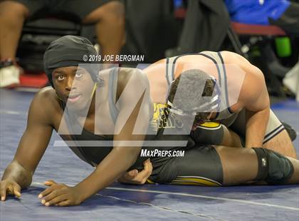Thumbnail 2 in CIF State Boys Wrestling Championships (Quarterfinals) photogallery.