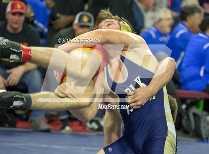 Thumbnail 3 in CIF State Boys Wrestling Championships (Quarterfinals) photogallery.