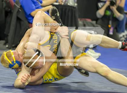 Thumbnail 1 in CIF State Boys Wrestling Championships (Quarterfinals) photogallery.