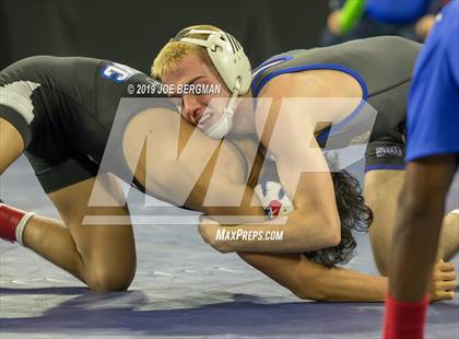 Thumbnail 3 in CIF State Boys Wrestling Championships (Quarterfinals) photogallery.