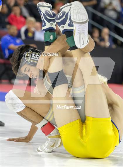 Thumbnail 3 in CIF State Boys Wrestling Championships (Quarterfinals) photogallery.