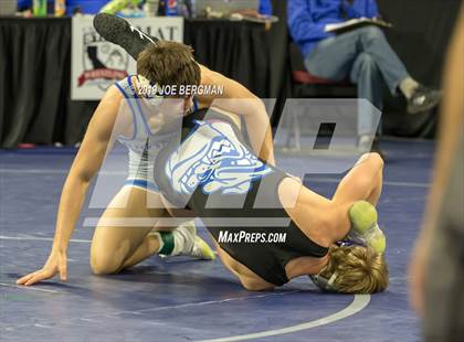 Thumbnail 2 in CIF State Boys Wrestling Championships (Quarterfinals) photogallery.