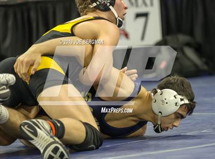 Thumbnail 3 in CIF State Boys Wrestling Championships (Quarterfinals) photogallery.