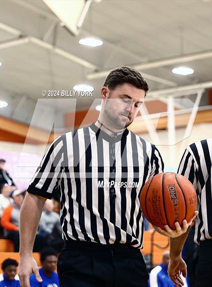 Thumbnail 1 in Grand Saline vs Clarksville photogallery.