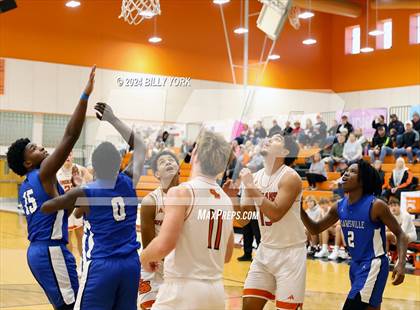 Thumbnail 1 in Grand Saline vs Clarksville photogallery.