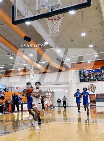 Thumbnail 3 in Grand Saline vs Clarksville photogallery.