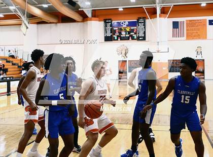 Thumbnail 2 in Grand Saline vs Clarksville photogallery.