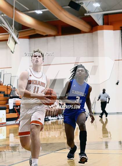 Thumbnail 2 in Grand Saline vs Clarksville photogallery.