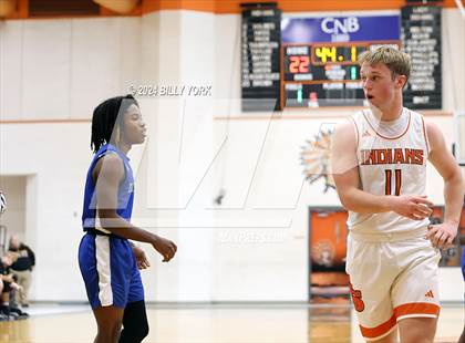 Thumbnail 2 in Grand Saline vs Clarksville photogallery.