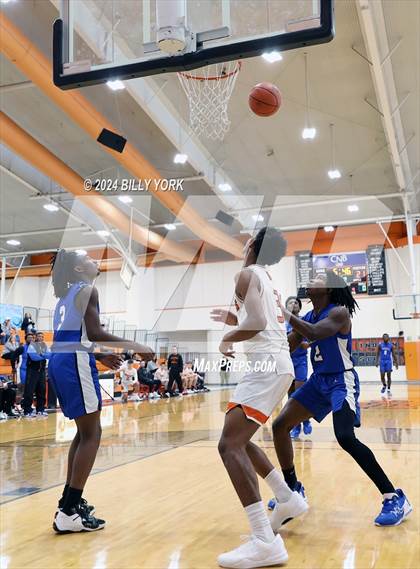 Thumbnail 2 in Grand Saline vs Clarksville photogallery.