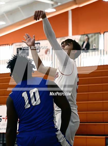 Thumbnail 2 in Grand Saline vs Clarksville photogallery.