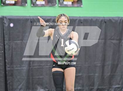 Thumbnail 3 in Muncie Central vs. Anderson (IHSAA 4A Section 9 Round 1) photogallery.
