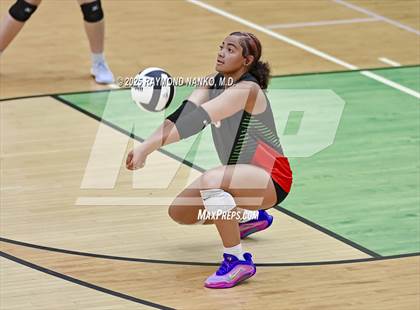 Thumbnail 1 in Muncie Central vs. Anderson (IHSAA 4A Section 9 Round 1) photogallery.