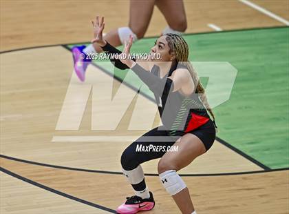 Thumbnail 2 in Muncie Central vs. Anderson (IHSAA 4A Section 9 Round 1) photogallery.