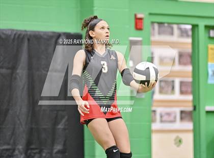 Thumbnail 3 in Muncie Central vs. Anderson (IHSAA 4A Section 9 Round 1) photogallery.