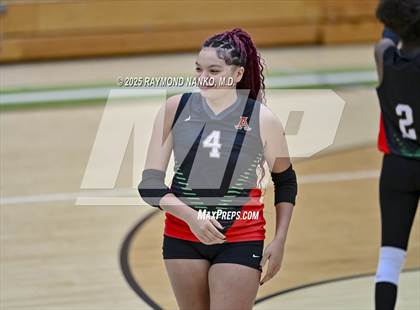 Thumbnail 1 in Muncie Central vs. Anderson (IHSAA 4A Section 9 Round 1) photogallery.