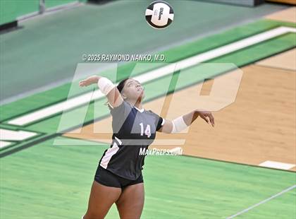 Thumbnail 2 in Muncie Central vs. Anderson (IHSAA 4A Section 9 Round 1) photogallery.