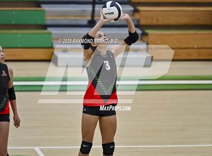 Thumbnail 2 in Muncie Central vs. Anderson (IHSAA 4A Section 9 Round 1) photogallery.
