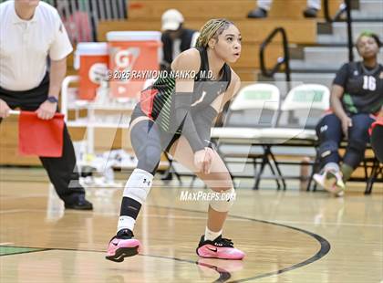 Thumbnail 3 in Muncie Central vs. Anderson (IHSAA 4A Section 9 Round 1) photogallery.