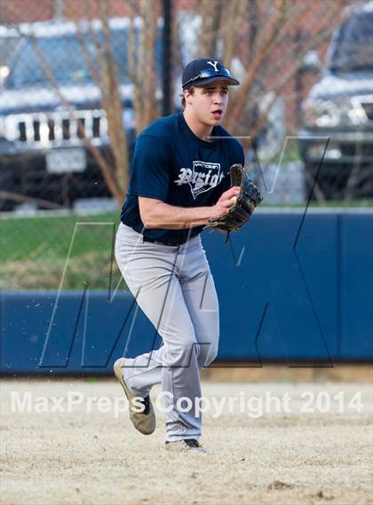 Thumbnail 2 in Washington-Lee @ Yorktown photogallery.