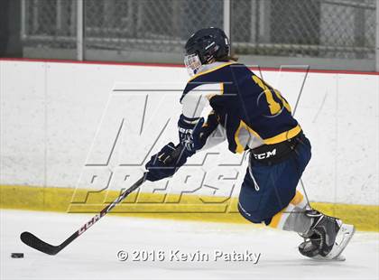 Thumbnail 2 in Housatonic/Northwestern/Wamogo @ Lyman Hall/Haddam-Killingworth/Coginchaug photogallery.