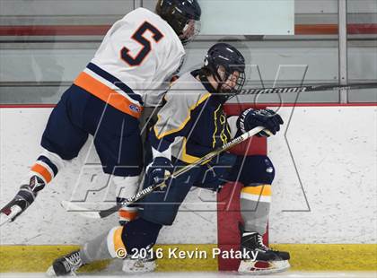 Thumbnail 1 in Housatonic/Northwestern/Wamogo @ Lyman Hall/Haddam-Killingworth/Coginchaug photogallery.