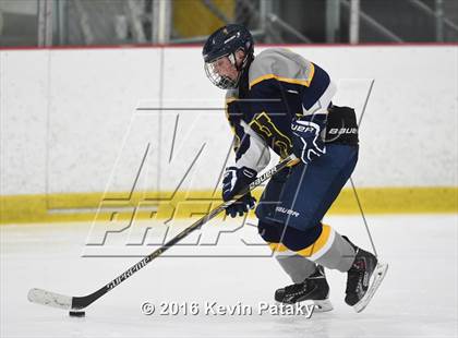 Thumbnail 1 in Housatonic/Northwestern/Wamogo @ Lyman Hall/Haddam-Killingworth/Coginchaug photogallery.