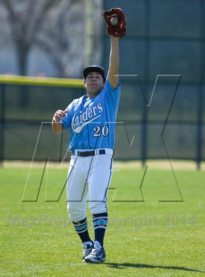 Thumbnail 3 in Lamar vs Bell [L. D.] (HEB Mid-Cities Classic) photogallery.