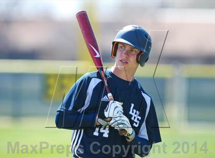 Thumbnail 2 in Lamar vs Bell [L. D.] (HEB Mid-Cities Classic) photogallery.