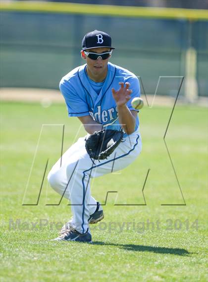 Thumbnail 1 in Lamar vs Bell [L. D.] (HEB Mid-Cities Classic) photogallery.