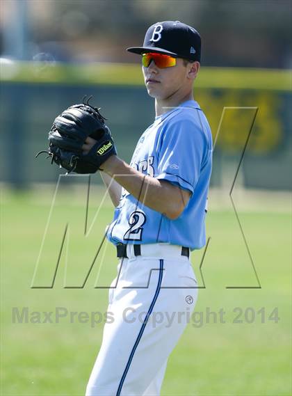 Thumbnail 3 in Lamar vs Bell [L. D.] (HEB Mid-Cities Classic) photogallery.