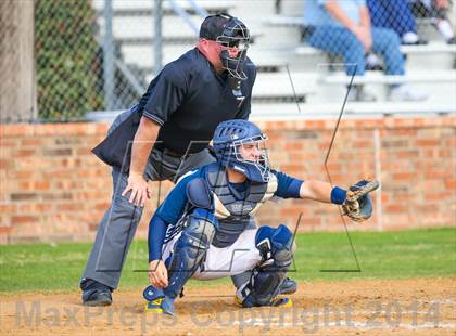 Thumbnail 1 in Lamar vs Bell [L. D.] (HEB Mid-Cities Classic) photogallery.