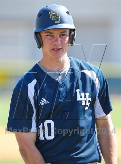 Thumbnail 3 in Lamar vs Bell [L. D.] (HEB Mid-Cities Classic) photogallery.