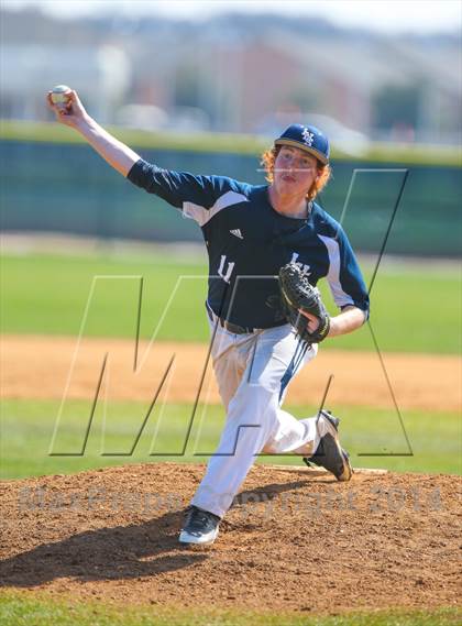 Thumbnail 1 in Lamar vs Bell [L. D.] (HEB Mid-Cities Classic) photogallery.