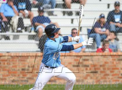 Thumbnail 3 in Lamar vs Bell [L. D.] (HEB Mid-Cities Classic) photogallery.