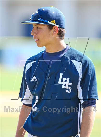 Thumbnail 1 in Lamar vs Bell [L. D.] (HEB Mid-Cities Classic) photogallery.