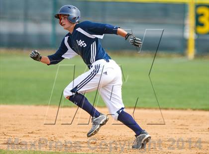 Thumbnail 2 in Lamar vs Bell [L. D.] (HEB Mid-Cities Classic) photogallery.