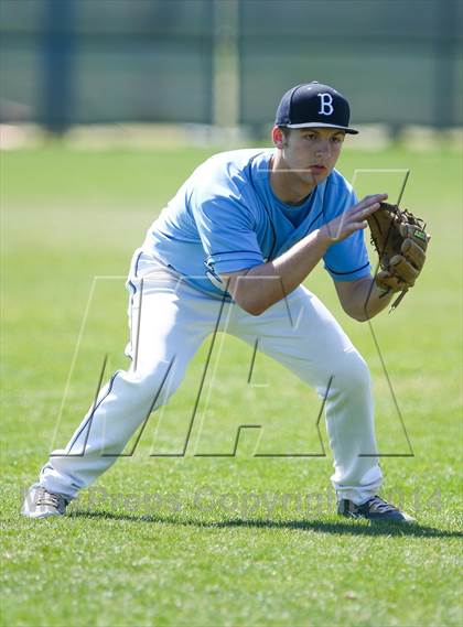 Thumbnail 2 in Lamar vs Bell [L. D.] (HEB Mid-Cities Classic) photogallery.