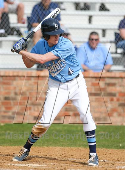 Thumbnail 3 in Lamar vs Bell [L. D.] (HEB Mid-Cities Classic) photogallery.